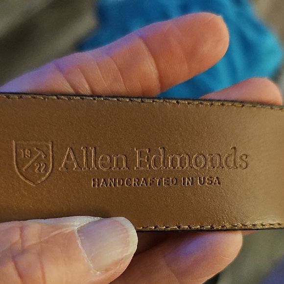 Allen Edmonds Other - Allen Edmonds Black Leather Belt